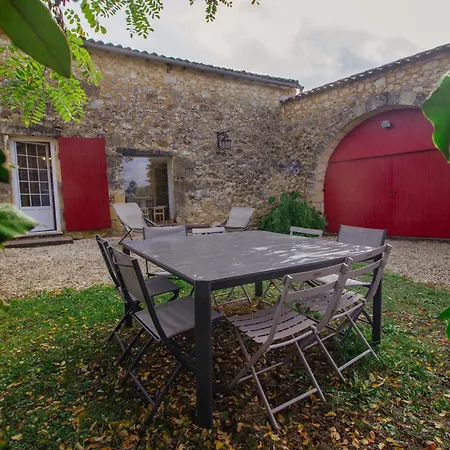 Annexe Du Mesnil * Le Tourne