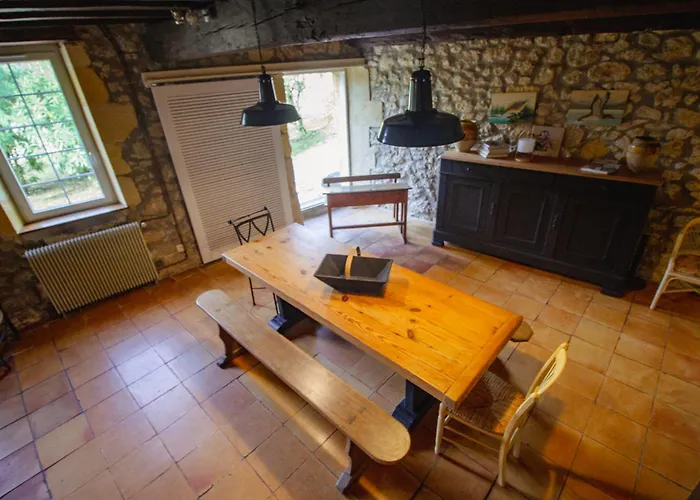 Annexe Du Mesnil Nyaraló Le Tourne